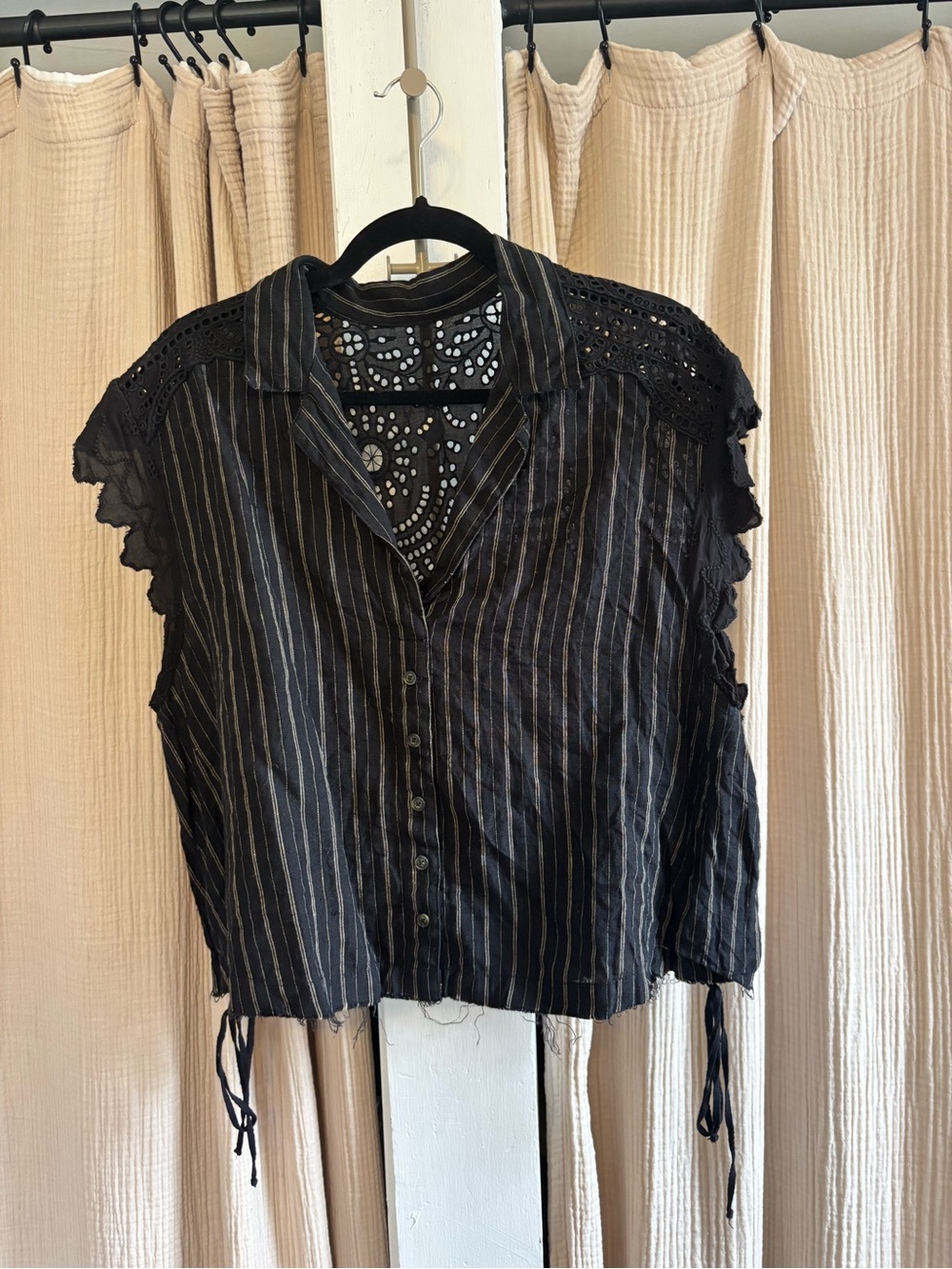 Free People Linen and Eyelet Blouse- Medium